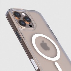 Для iPhone 16 Pro чехол BuckSuiti с MagSafe матово-прозрачный