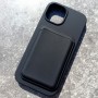 Для iPhone 15 Pro силиконовый чехол с держателем карт, черный