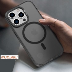 Чехол для iPhone 15 Pro Max Mutural серия Fog, черный