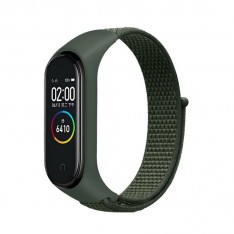 Нейлоновый ремешок для фитнес-браслета Xiaomi Mi Band 4 / 5 / 6, темно-зеленый