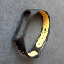 Силиконовый браслет для Xiaomi Mi Band 3 / 4, спорт, черный с желтым