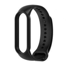 Силиконовый браслет для Xiaomi Mi Band 5 / 6, черный