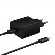 Зарядное устройство Samsung EP-TA845XBEGRU с кабелем Type-C, черный